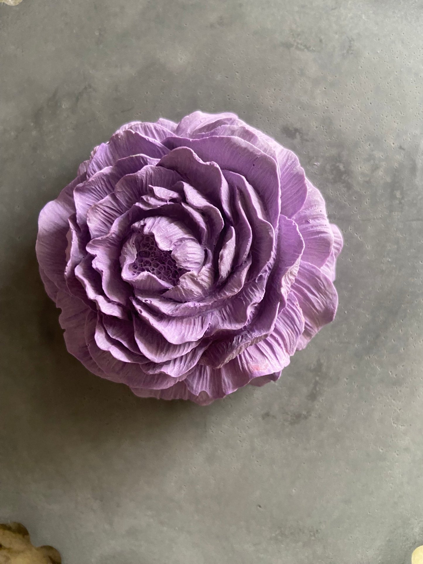 Peony Tabletop Diffuser – Natural Clay Home Fragrance (Reusable) - Qi Waxworks